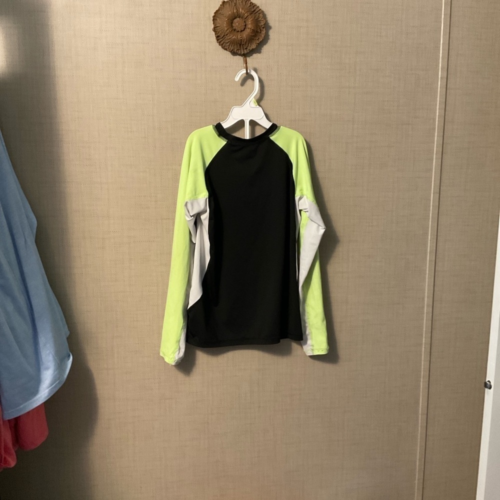 Wonder Nation Black and Green Shirt